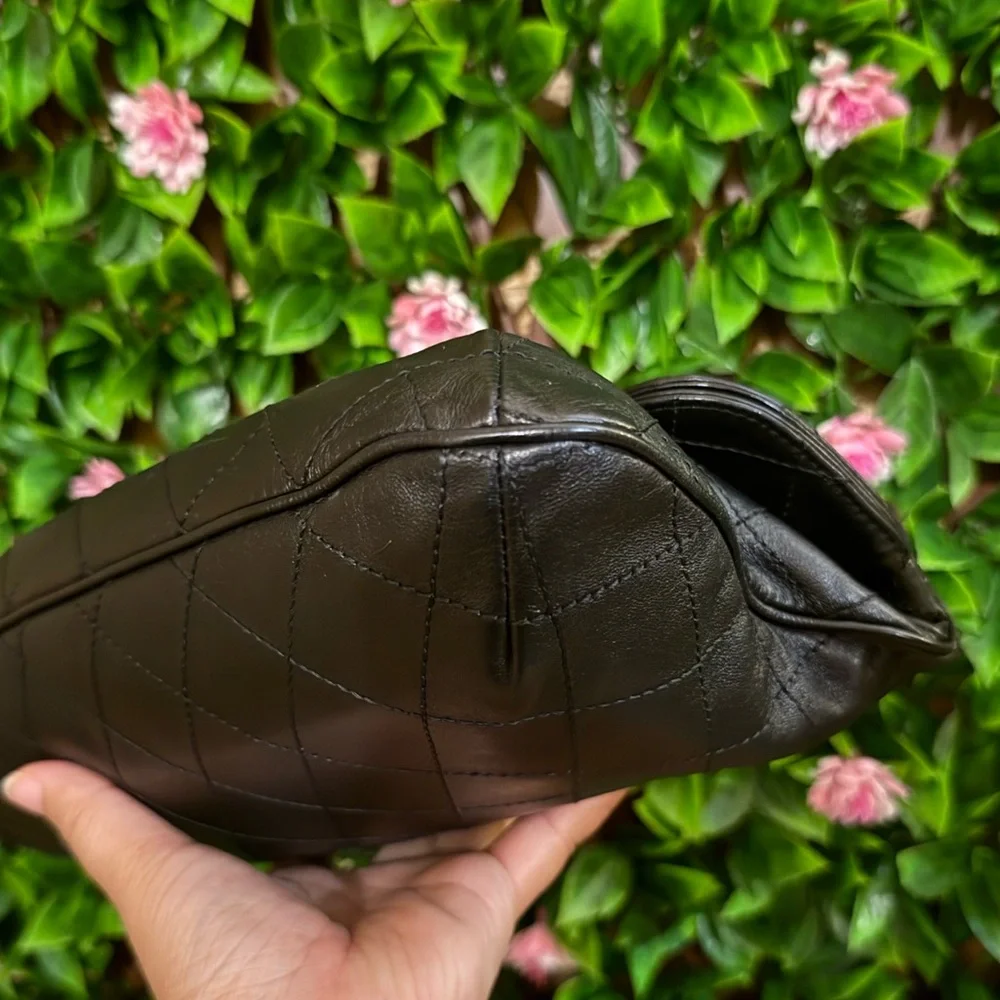 Chanel CC Black Leather fold over Hampton tote clutch hand bag - Picture 13 of 17